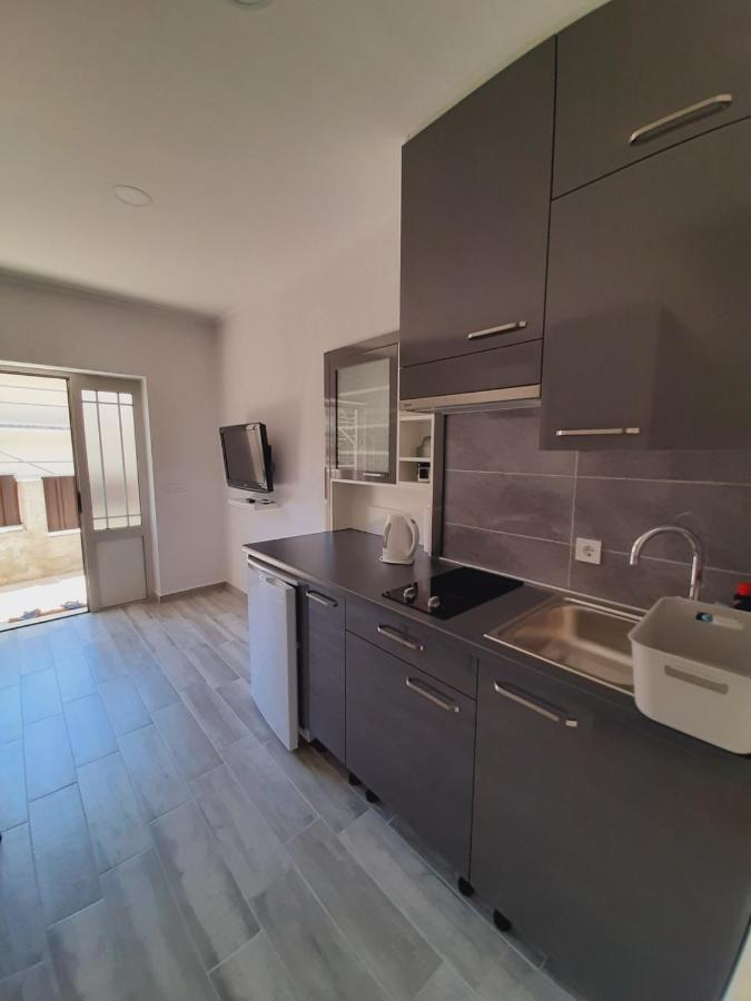 Apartment Luna Trogir Exterior foto